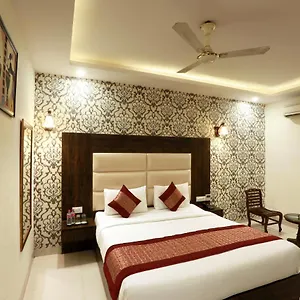 Travel At Delhi Airport Bed & Breakfast